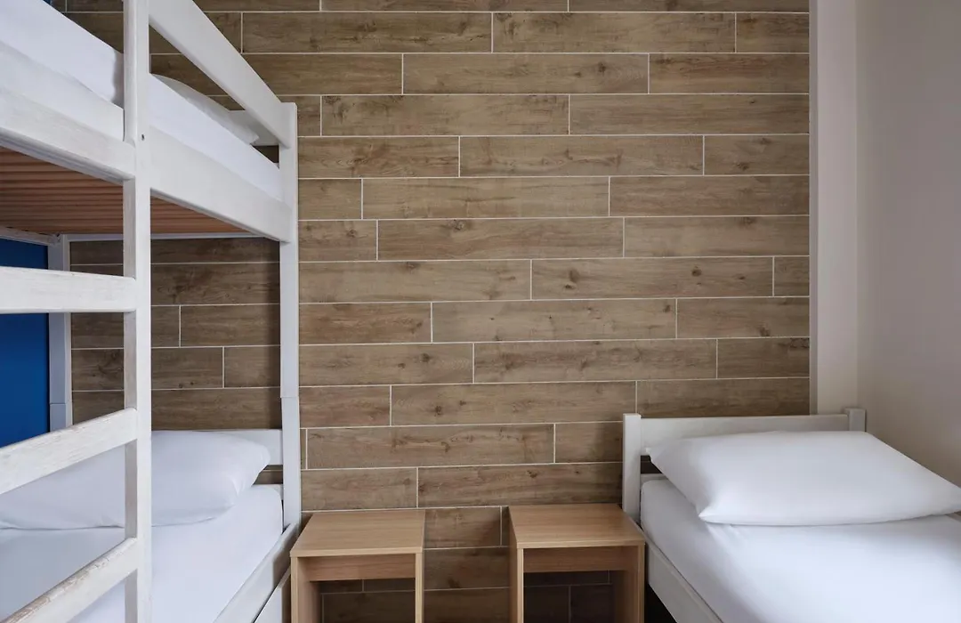 Hostel Link-1